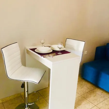 Lovely D * פאטרה