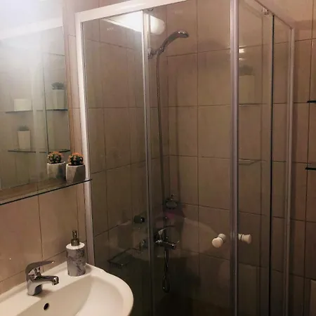 Appartement Lovely D Patras